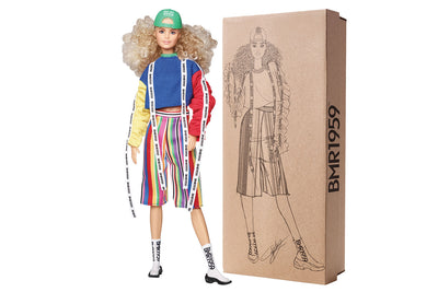 Barbie BMR1959 Bambola Snodata con Capelli Biondi Voluminosi e Look Sportivo, GHT92
