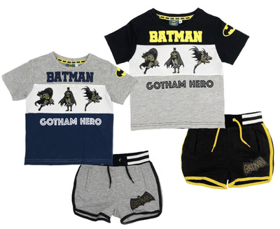Completo Batman da 3 a 8 anni Moda/Bambini e ragazzi/Abbigliamento/Completi e coordinati/Completi due pezzi con pantaloncino Store Kitty Fashion - Roma, Commerciovirtuoso.it