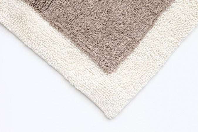 Tappeto da bagno tondo in cotone pelo lungo grigio chiaro Ø90 cm OLE