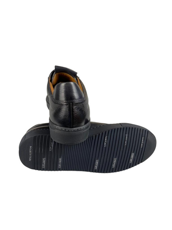 Scarpa uomo Doucal's - Sneaker in pelle - Colore Blu - Taglia 38 Moda/Uomo/Scarpe/Sneaker e scarpe sportive/Sneaker casual Couture - Sestu, Commerciovirtuoso.it