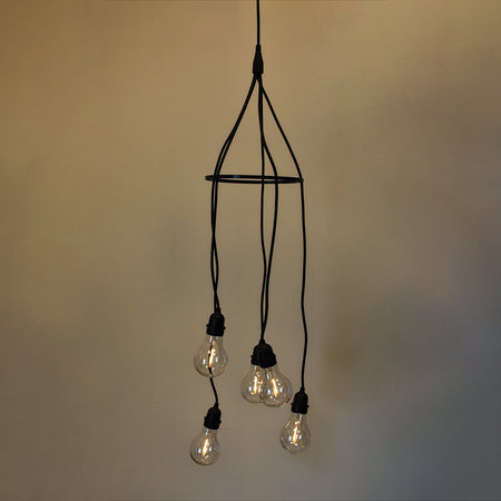 Lampadario "Wind Bell" con 5 lampadine da appendare luce calda ambra per interno ed esterno Casa e cucina/Decorazioni per interni/Addobbi e decorazioni per ricorrenze/Decorazioni natalizie/Luci natalizie/Catene luminose per interni MagiediNatale.it - Altamura, Commerciovirtuoso.it