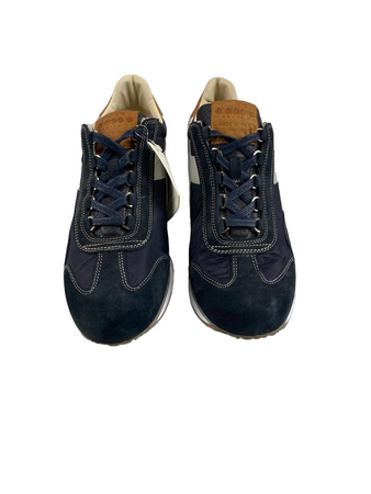 Scarpa uomo sportiva - Diadora Heritage - Equipe ITA - Black/Dark shadow - Taglia 44 1/2 - B2319 - 201.170645 01 C60117 Moda/Uomo/Scarpe/Sneaker e scarpe sportive/Sneaker casual Couture - Sestu, Commerciovirtuoso.it