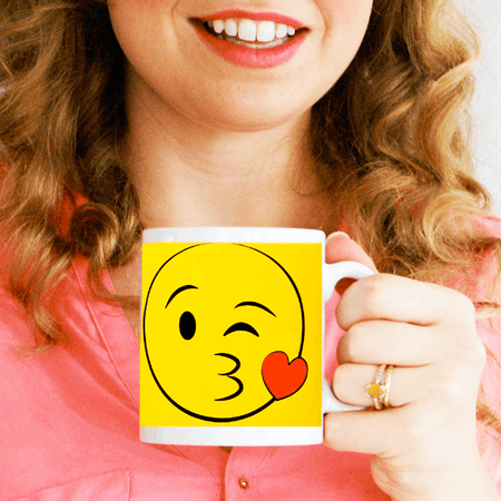 Tazza Mug Smiley In Ceramica Colazione Mug Con Emojii Emoticon Capacita' 33 cl