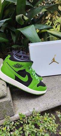 Nike Air Jordan 1 Mid Verde Nera Scarpa Uomo Sneaker Casual Alta Moda/Uomo/Scarpe/Sneaker e scarpe sportive/Sneaker casual D'Avanzo Clazature - Nola, Commerciovirtuoso.it