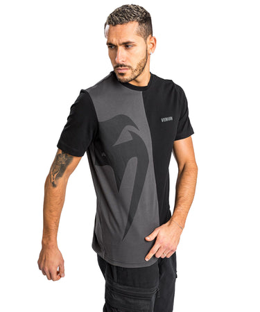 Venum T-Shirt  Uomo Giant Split Black/Grey