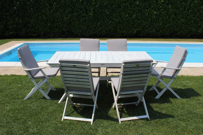 CAESAR - set tavolo da giardino allungabile 150/200x90 compreso di 4 sedie e 2 poltrone in legno massiccio di acacia Bianco Milani Home