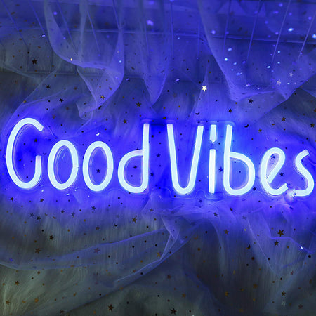 Quadro luminoso "Good Vibes" da parete insegna a led luce blu effetto Neon Casa e cucina/Decorazioni per interni/Arte/Poster e stampe Decor Space - Altamura, Commerciovirtuoso.it