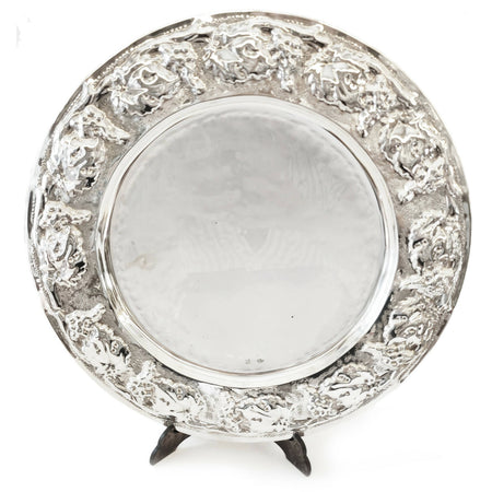 Piatto ornamentale in argento 800, con bordo cesellato lavorato a mano