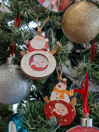 Pallina di Natale Addobbo natalizio in legno colorato con foto personalizzabile Addobbo natalizio CreativaNdo - Milazzo, Commerciovirtuoso.it