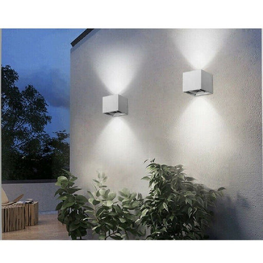 Applique LED bianco 16W GU10 lampada doppia emissione luce parete giardino  IP65