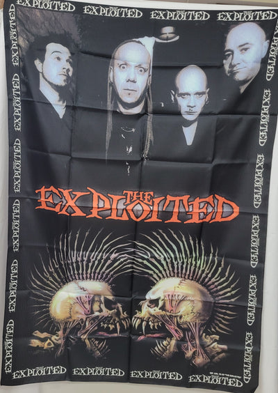 Bandiera The Exploited 100 X 150 Uso Interno Esterno Verticale Casa e cucina/Decorazioni per interni/Arte/Poster e stampe Il Distintivo - Pesaro, Commerciovirtuoso.it