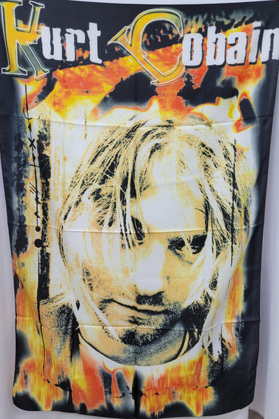 Bandiera Rock Kurt Cobain Casa e cucina/Decorazioni per interni/Arte/Poster e stampe Il Distintivo - Pesaro, Commerciovirtuoso.it