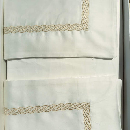 Completo lenzuola treccia matrimoniale in raso saten 200 T.C - caleffi