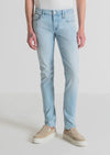 Pantaloni jeans tapered  blu chiaro Moda/Uomo/Abbigliamento/Jeans Kanal 32 - Santa Maria di Licodia, Commerciovirtuoso.it