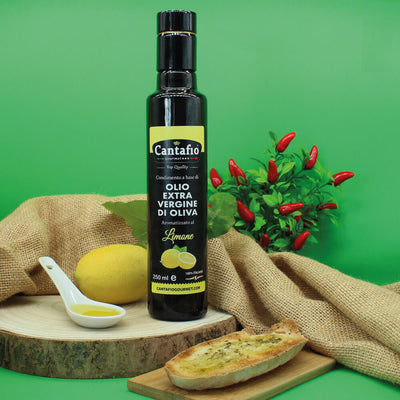 Condimento al Limone 25 cl. | a base di Olio extravergine di oliva 100 % ITALIANO Alimentari e cura della casa/Oli aceti e condimenti per insalata/Oli/Oli vegetali Cantafio Gourmet - Lamezia Terme, Commerciovirtuoso.it