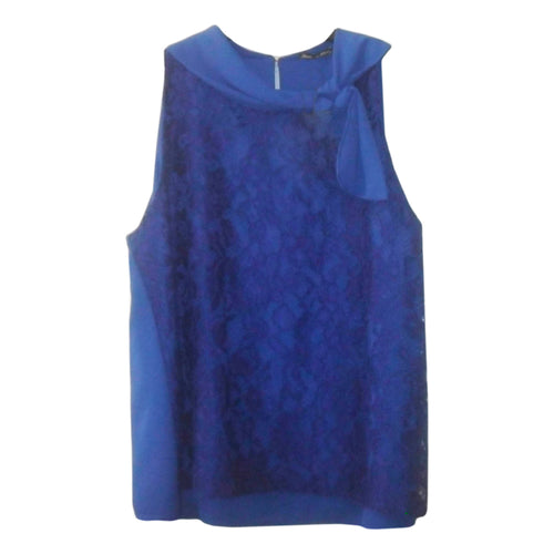 Maglia Donna Clara Baroni Maglia Canotta Blu Smanicata Con Ricami Davanti Dettaglio Fiocco Sul Collo Ottima Vestibilità Art. 26 Moda/Donna/Abbigliamento/T-shirt top e bluse/Canotte e top L’Orchidea - Siderno, Commerciovirtuoso.it