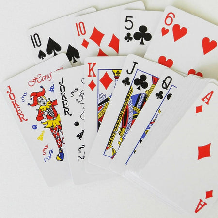 Carte da gioco francesi plastificate per poker ramino las vegas scala 40  mazzo da 52 carte e 2 matte con 6 dadi - commercioVirtuoso.it